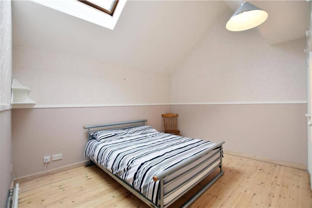 Unique, Perfectly Located Town Centre House Lerwick Exterior foto