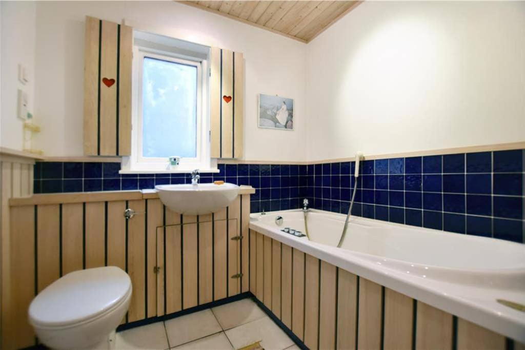 Unique, Perfectly Located Town Centre House Lerwick Exterior foto